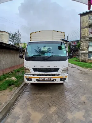 Mistubishi Fuso F1 2019 White