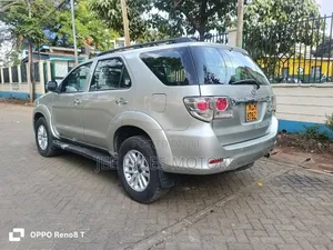 Toyota Fortuner 3.0 D AWD 2008 Gray