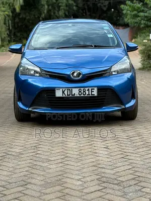 Toyota Vitz 1.3 FWD 5dr 2015 Blue