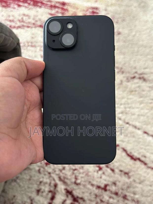 Apple iPhone 15 256 GB Black - thumbnail 3
