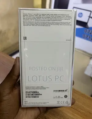New Apple iPhone 11 128 GB Green