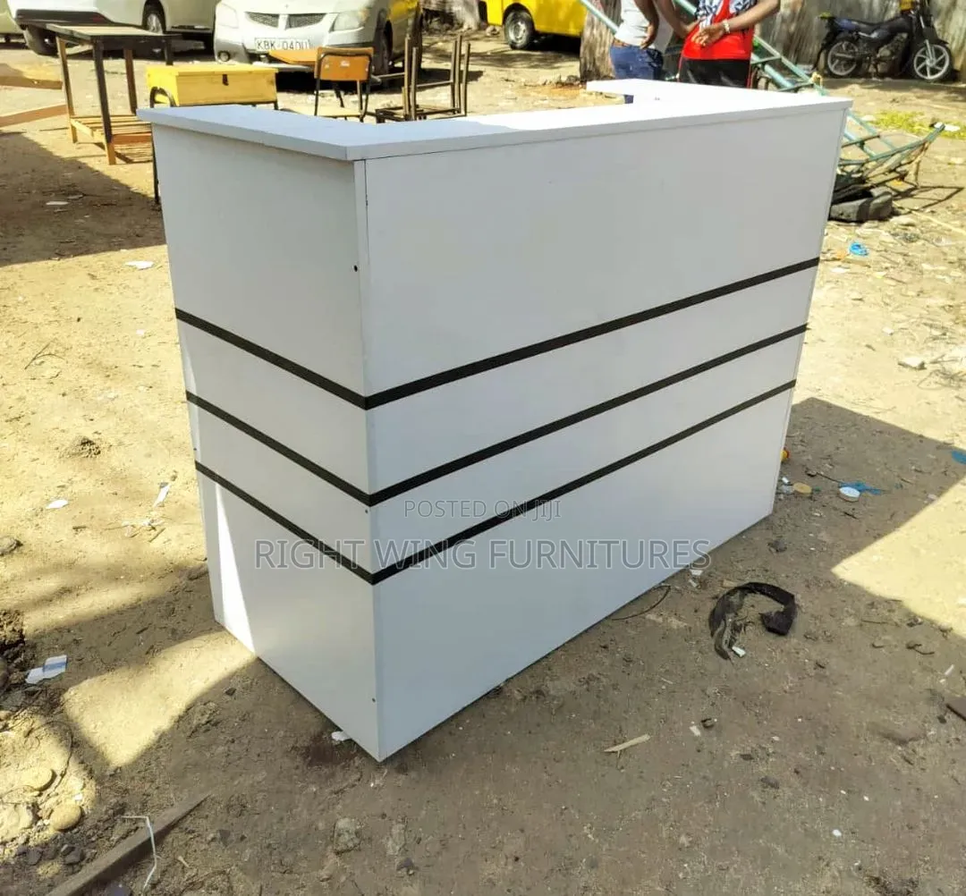 Clean Unit 140mm Office Reception Table
