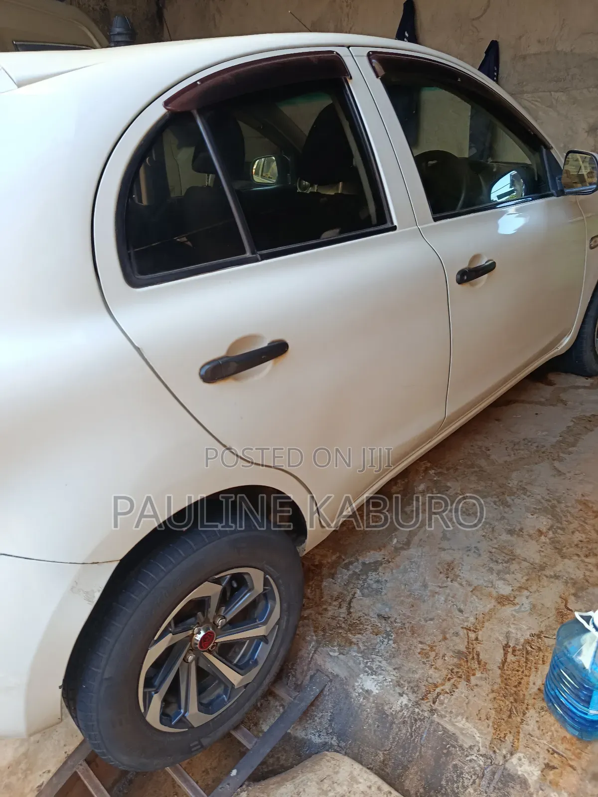 Nissan March 1.2 FWD 2013 White