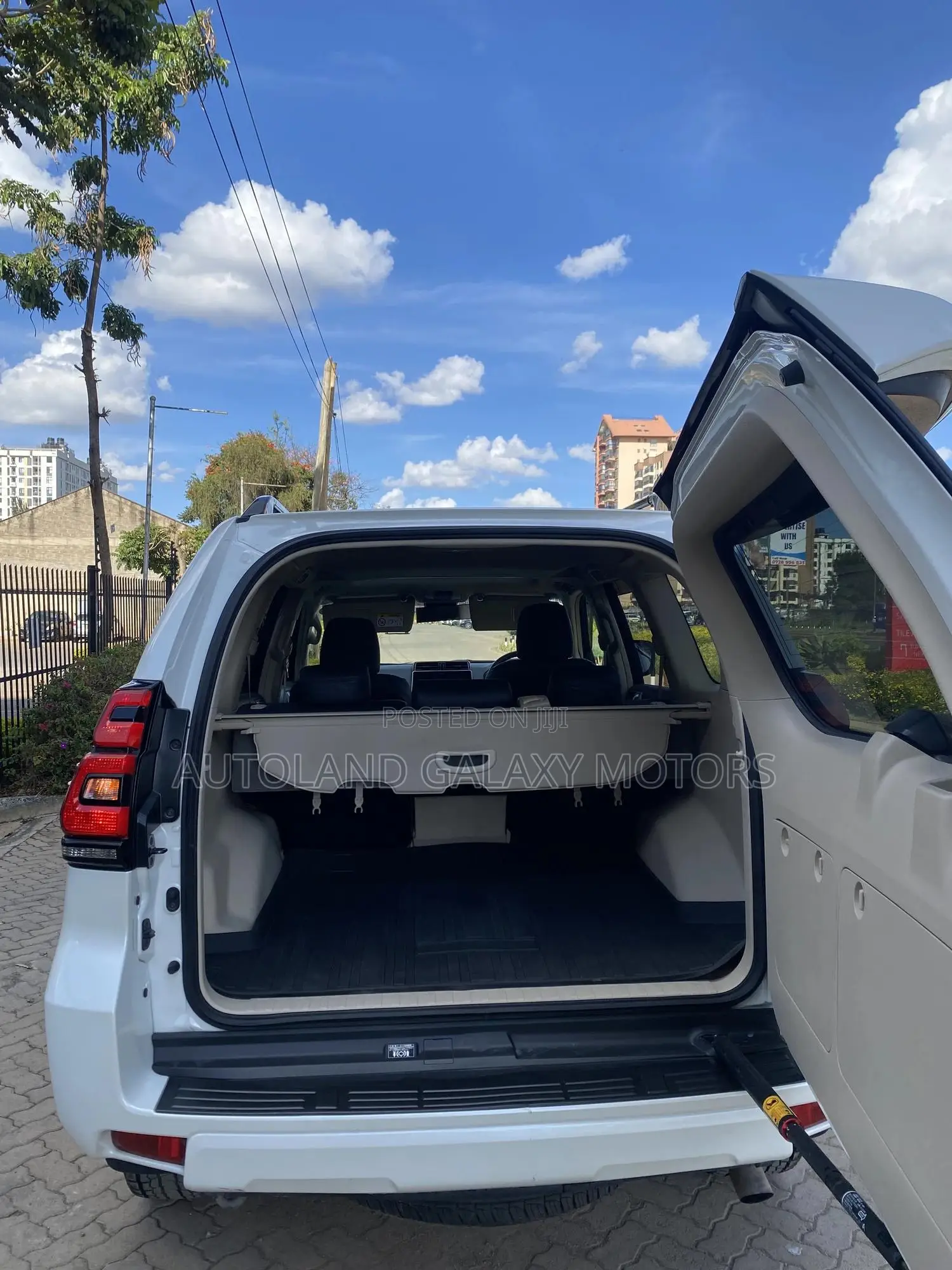 Toyota Land Cruiser Prado 2020 White