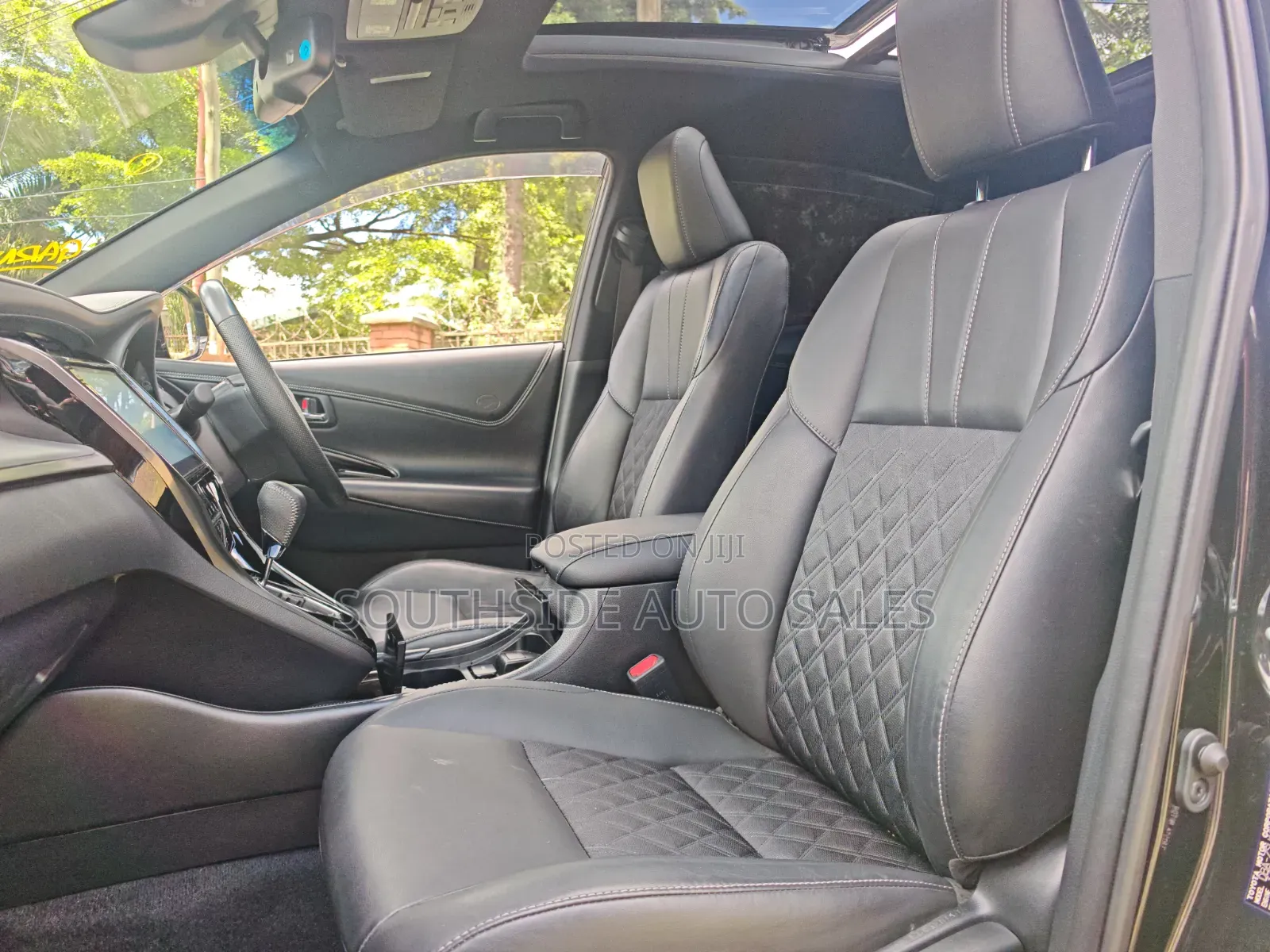 Toyota Harrier 2.0 2019 Gray