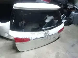 Tailgate Toyota Wish Ge20 With Red B9ot Lights