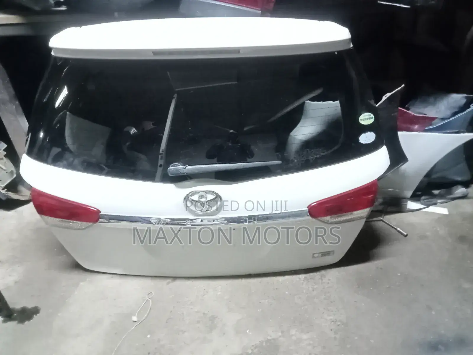 Tailgate Toyota Wish Ge20 With Red B9ot Lights