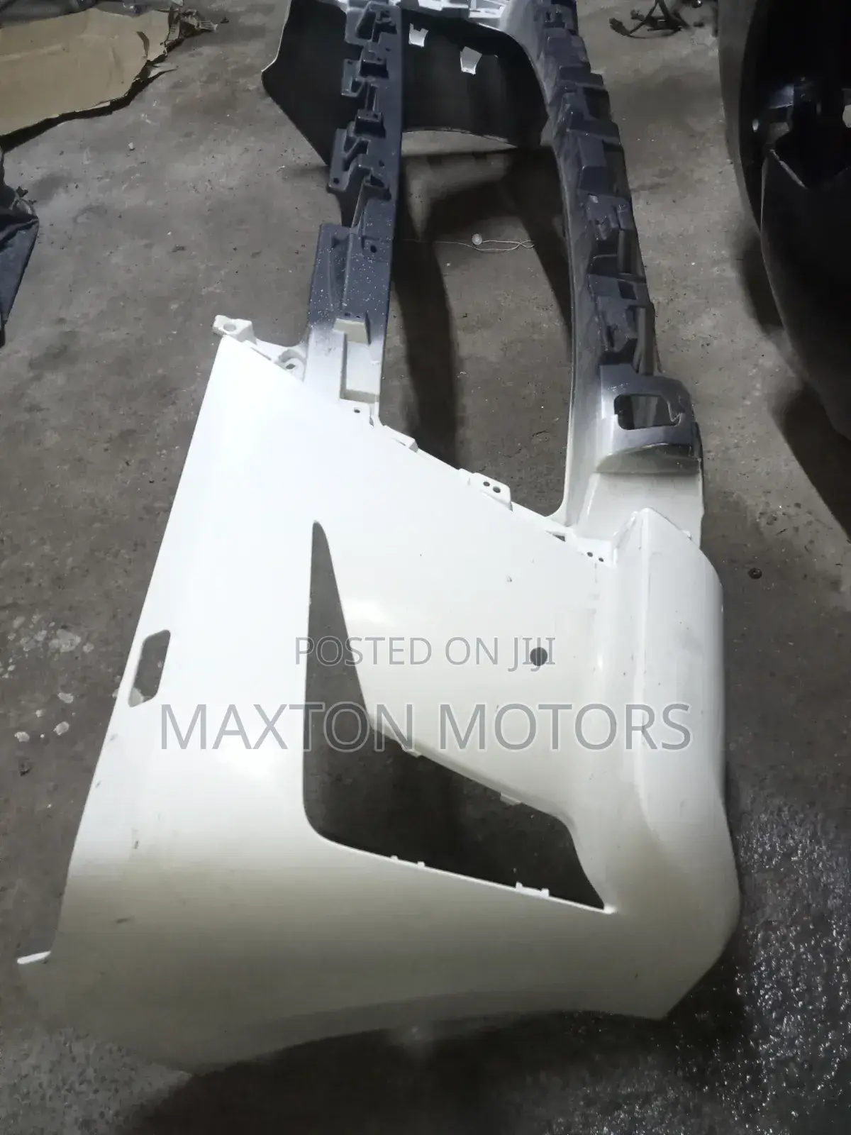 Front Bumper Lexus Lx 570