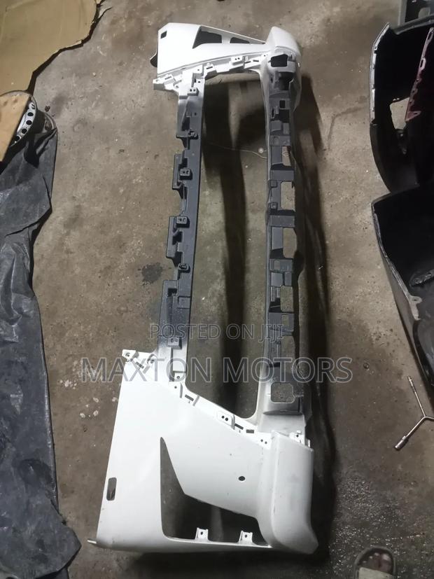 Front Bumper Lexus Lx 570 - thumbnail 2