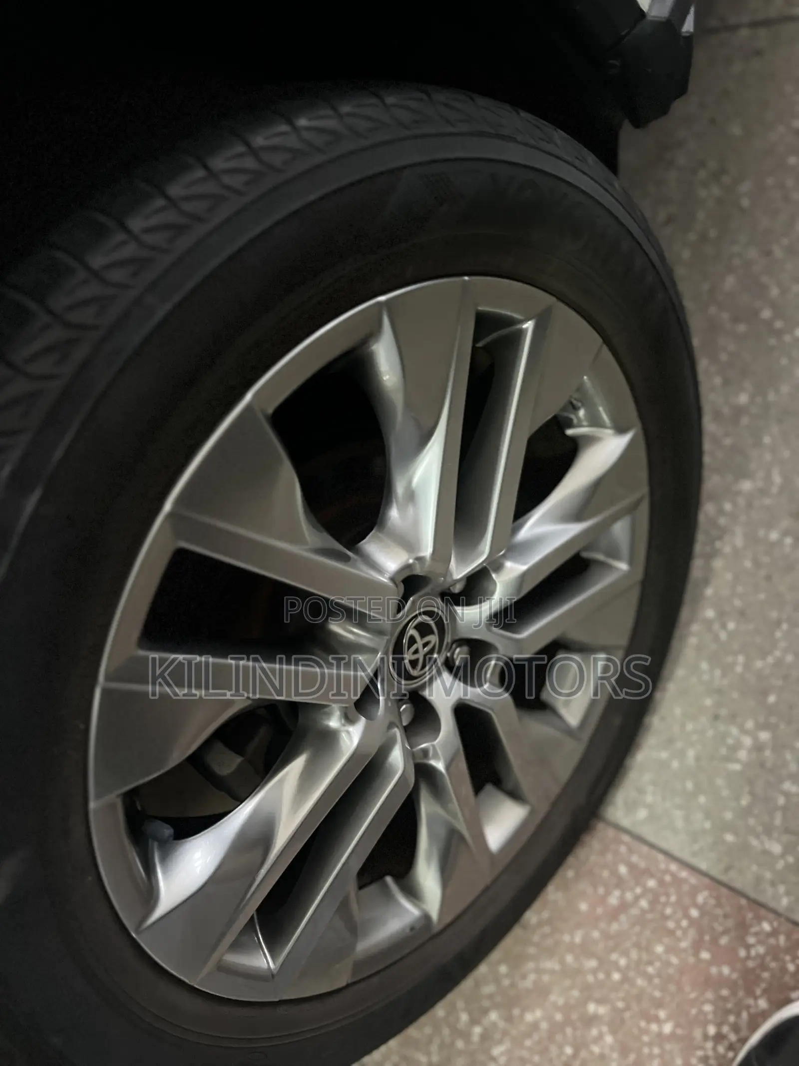 Toyota RAV4 2019 White