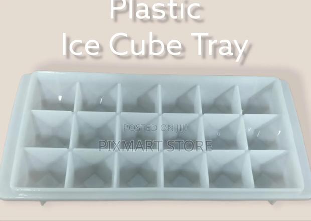 Plastic Ice Cube Tray – Durable Reusable Food Grade