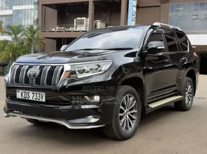 Toyota Land Cruiser Prado 2.8 2020 Black