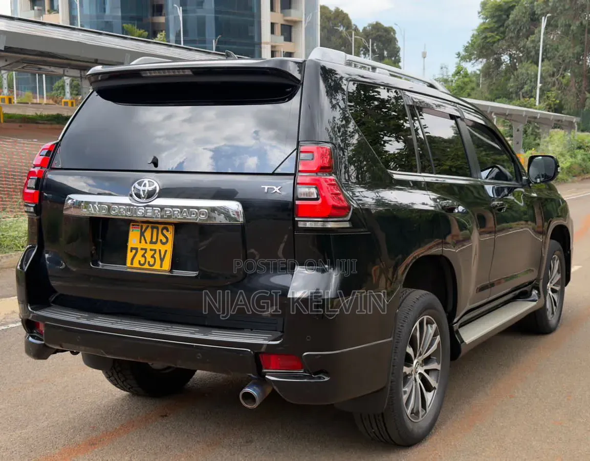 Toyota Land Cruiser Prado 2.8 2020 Black