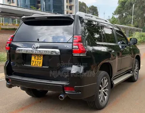 Toyota Land Cruiser Prado 2.8 2020 Black