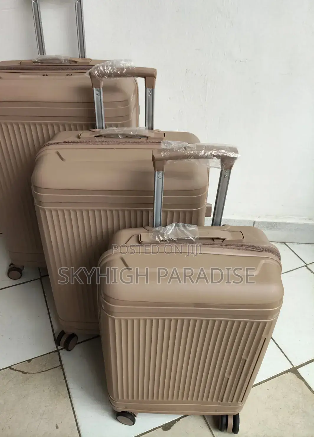 *Unbreakable Double Zip Rubber Suitcase Pp 3-in-1 Suitcase Set*