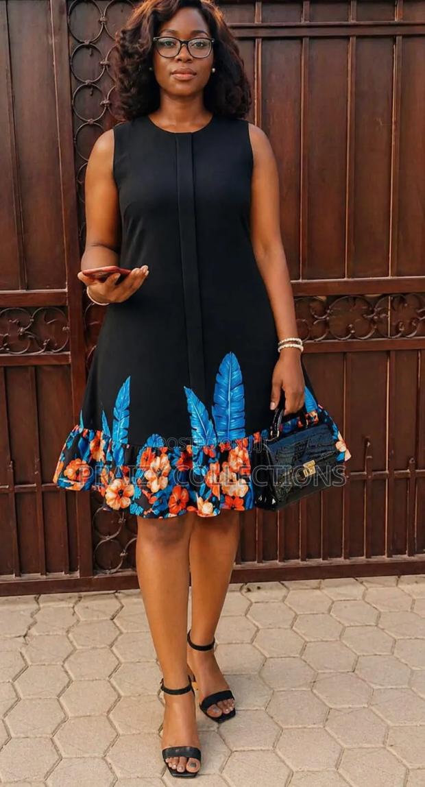 Sleeveless Shift Dress - thumbnail 5