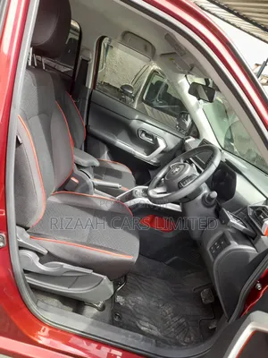 Toyota Raize 2020 Red