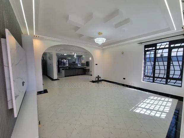 3bdrm Bungalow in Mugutha, Kimbo for sale - thumbnail 5