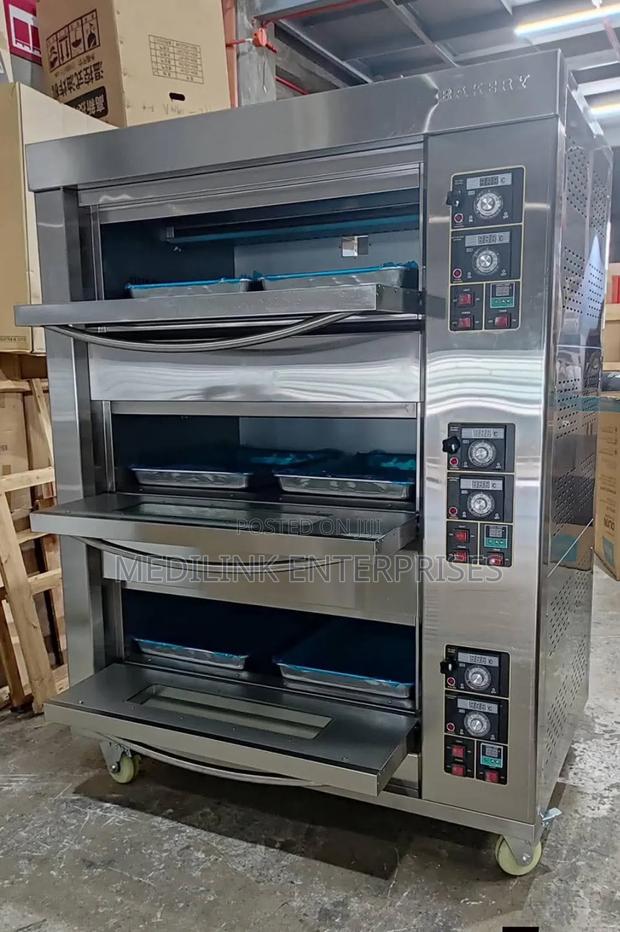 3-Deck 6 Trays Baking Oven (Premier)