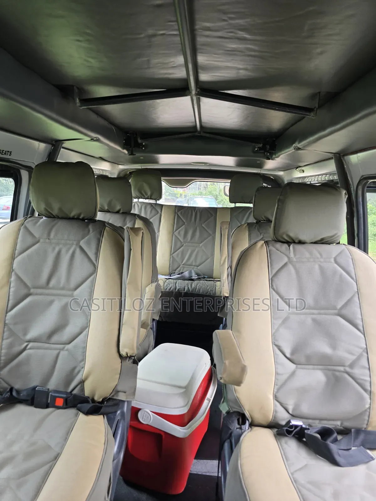 Toyota HiAce 2016 Silver