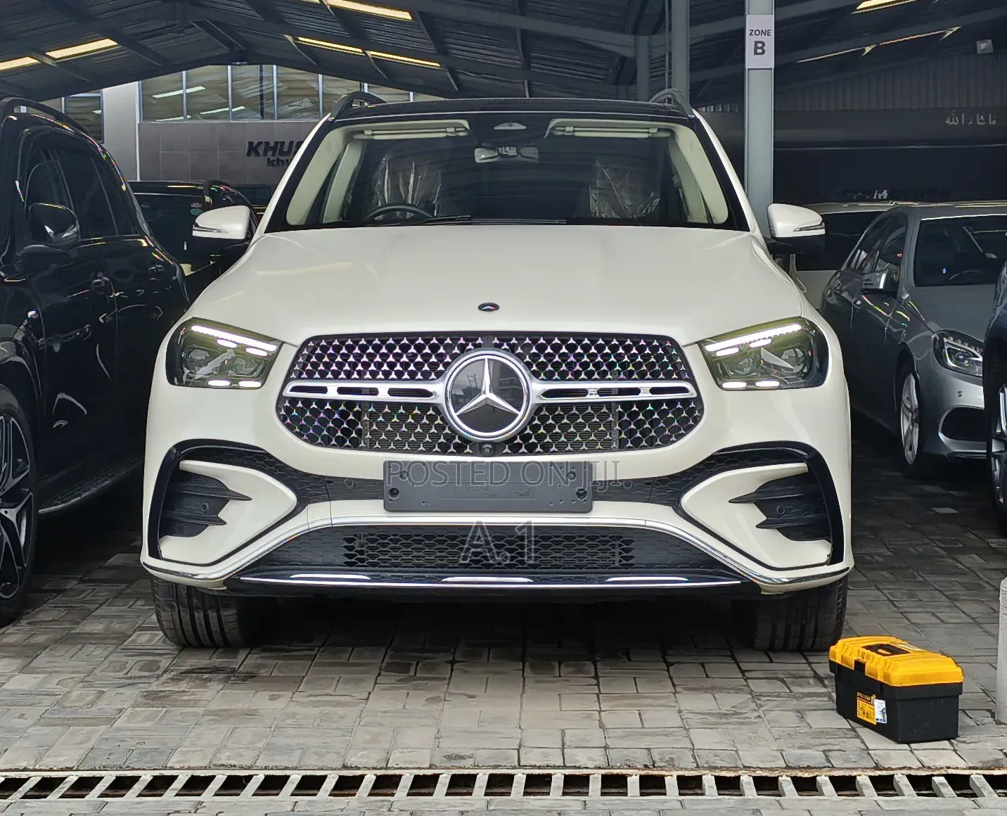 Mercedes-Benz GLE-Class GLE 450 4MATIC 2024 White