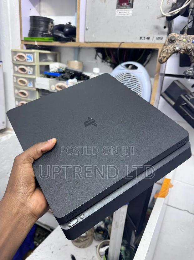 Sony Ps4 Slim 500gb Black Console - Clean Fully Functional