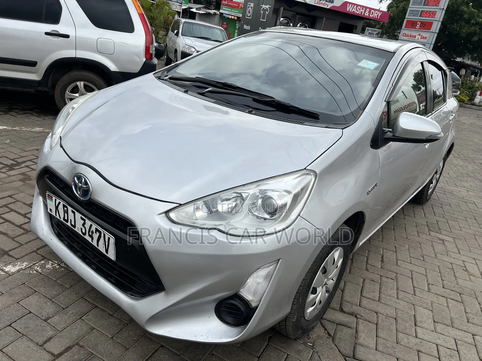 Toyota Aqua 2015 Silver