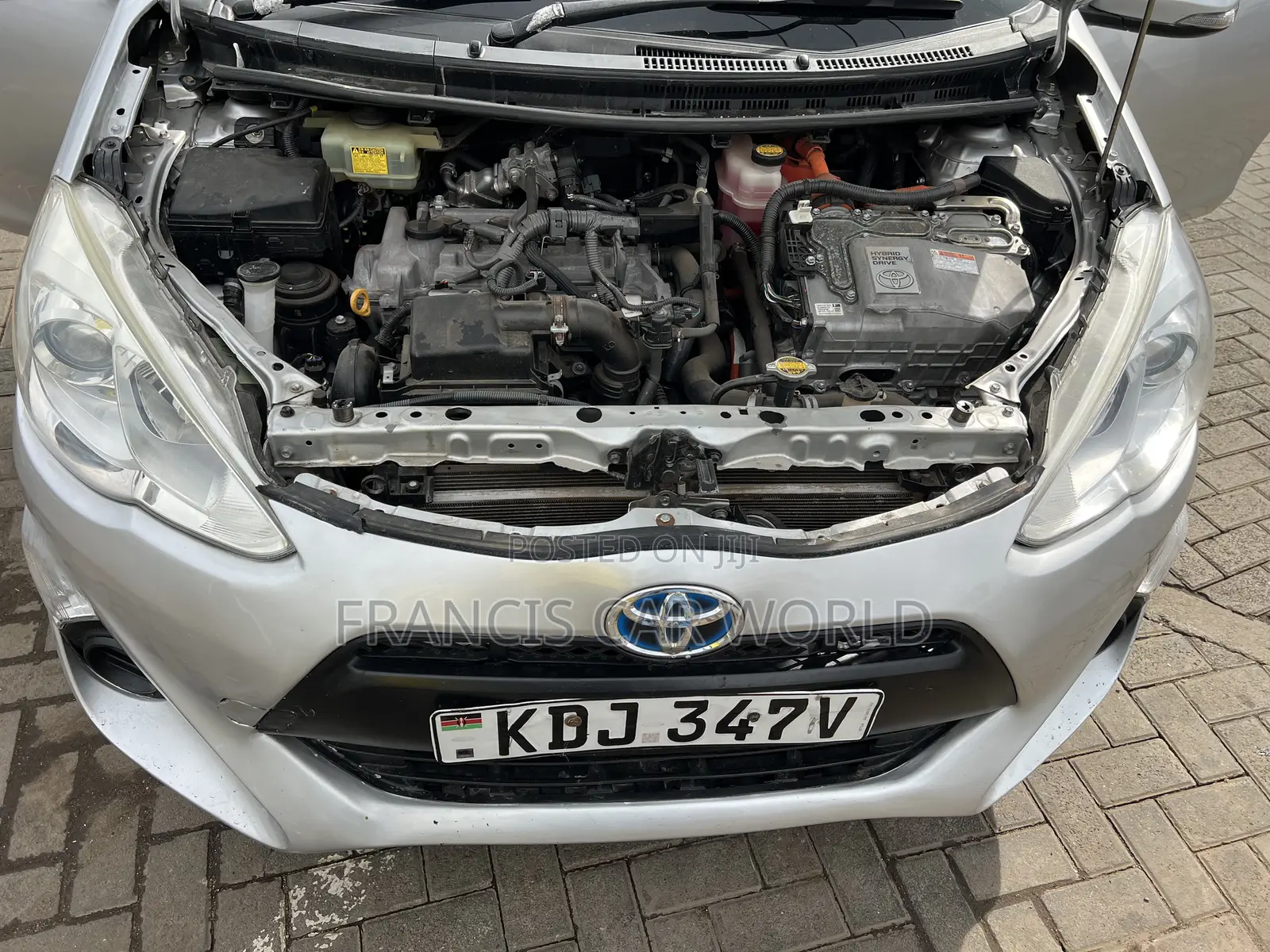 Toyota Aqua 2015 Silver