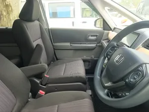Honda Freed 2019 Blue