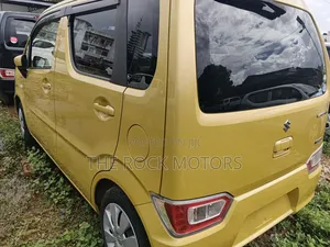Suzuki Wagon R 2019 Gold