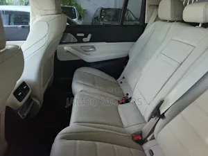 Mercedes-Benz GLC-Class 2022 White