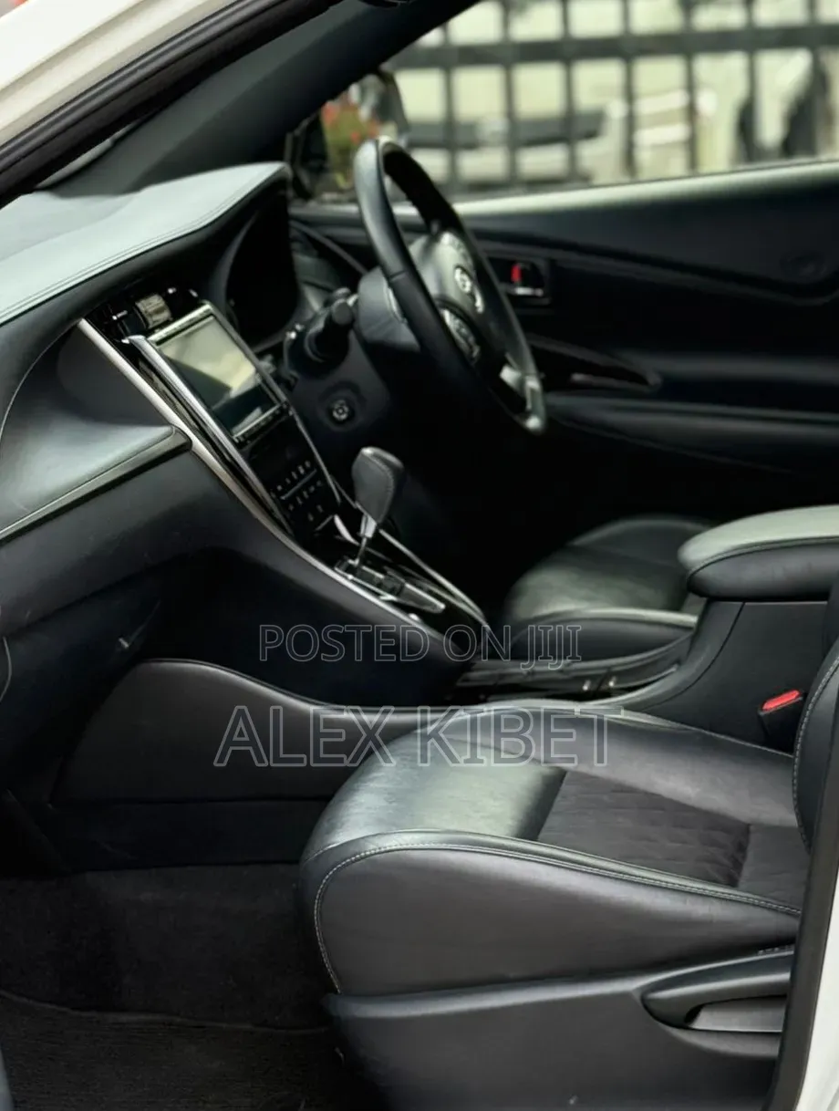 Toyota Harrier 2019 White