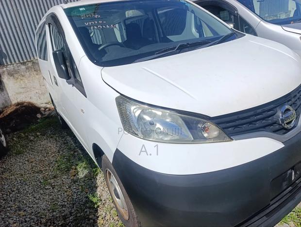 Nissan NV200 2019 White - thumbnail 3