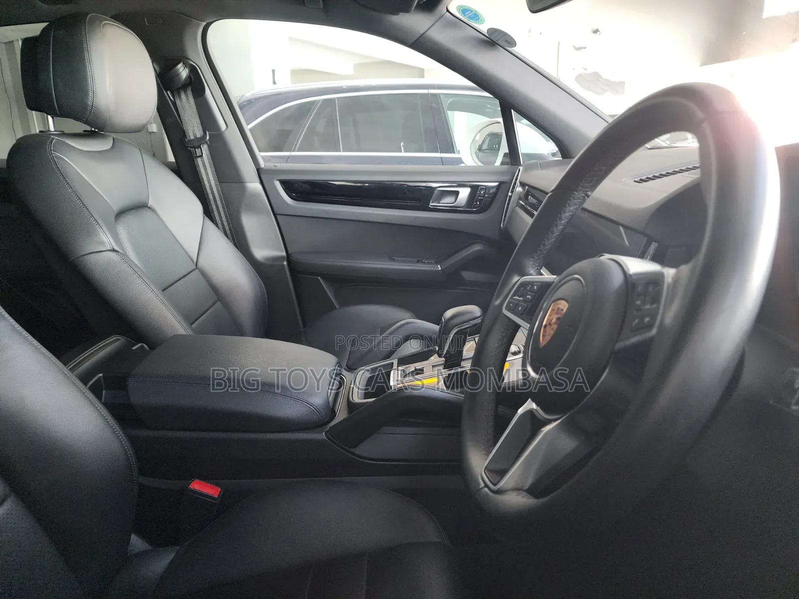 Porsche Cayenne 2019 White