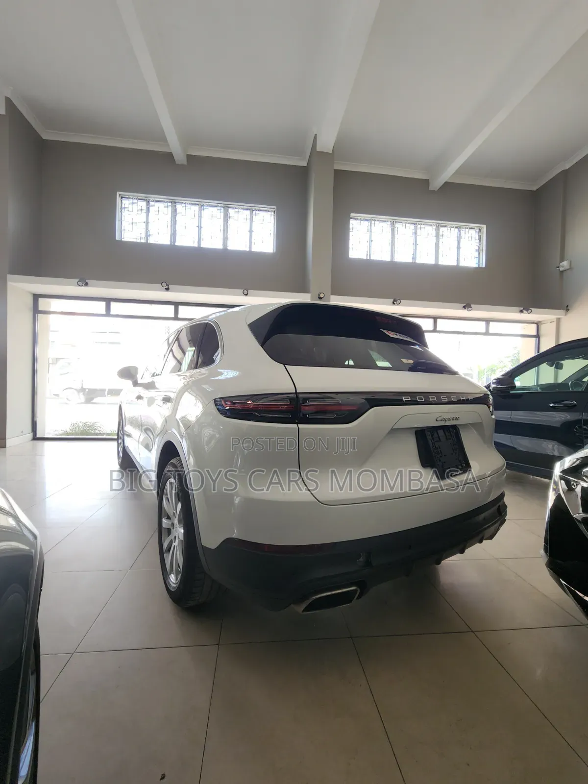 Porsche Cayenne 2019 White