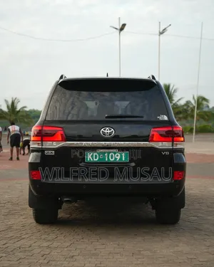 Toyota Land Cruiser 2018 Black
