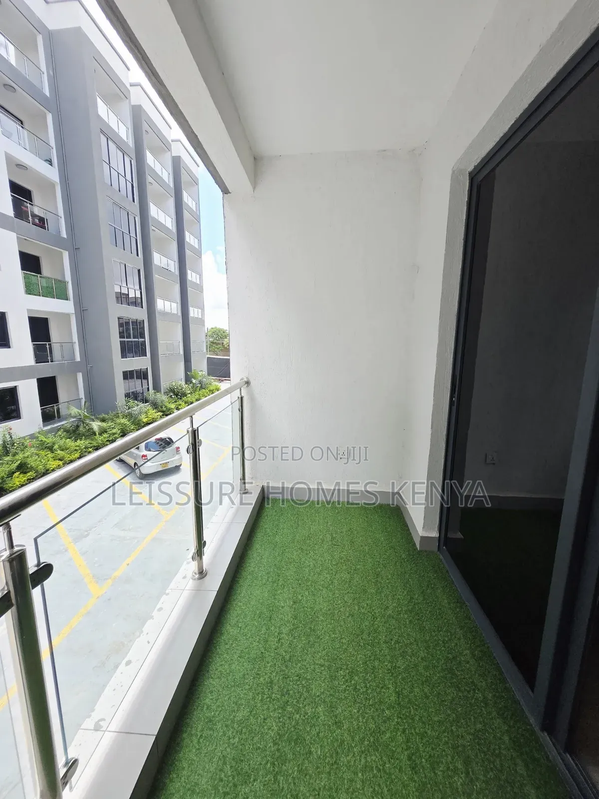 2bdrm Apartment in Gateway Mall Area for sale