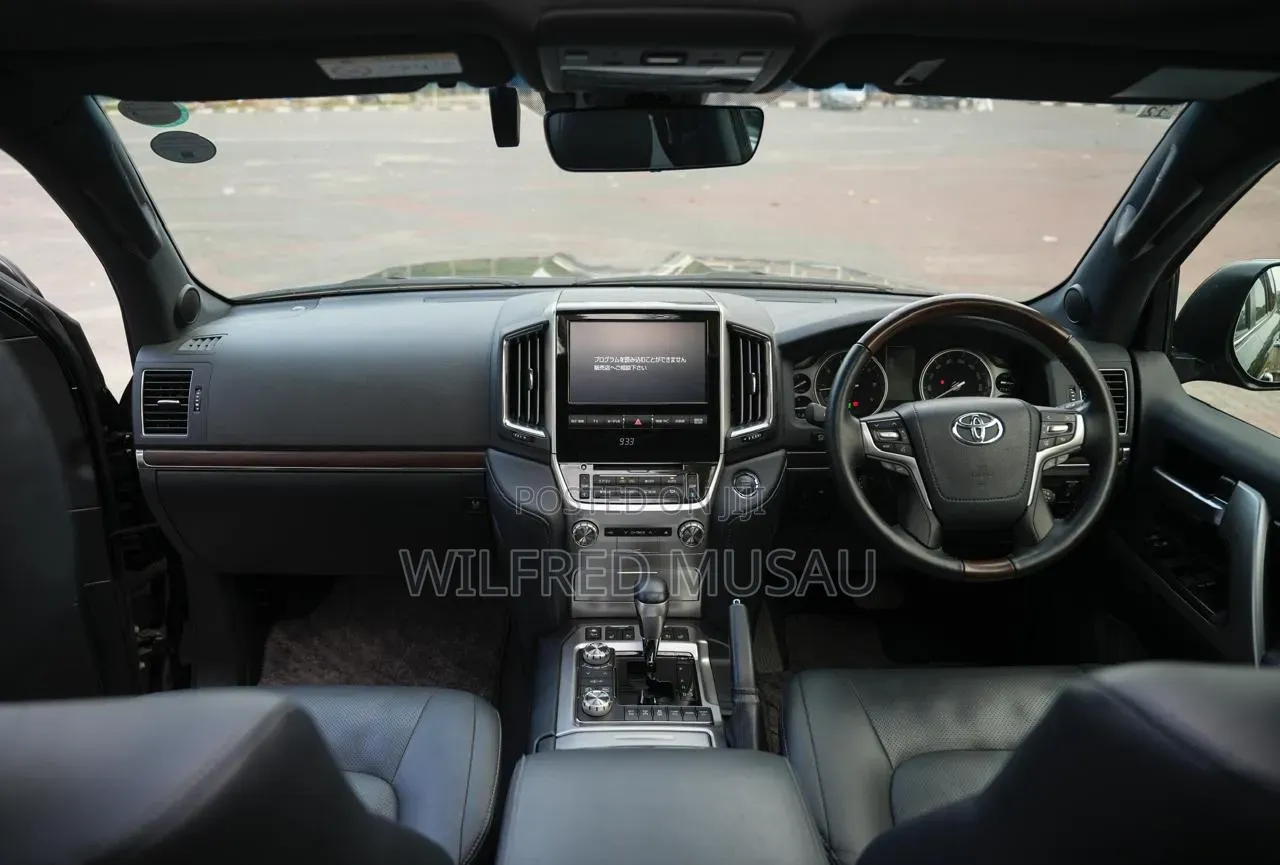 Toyota Land Cruiser 2018 Black
