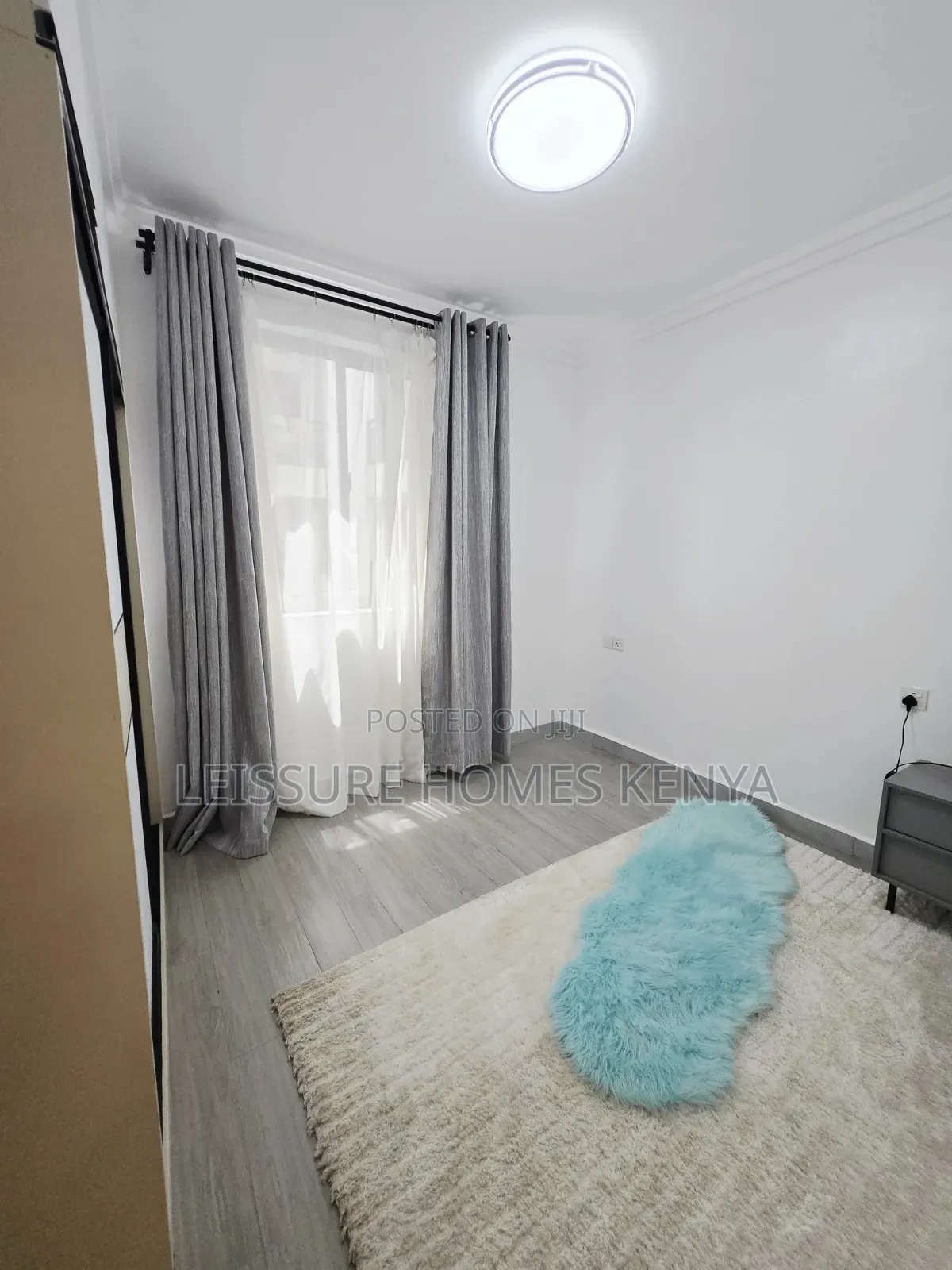 2bdrm Apartment in Gateway Mall Area for sale