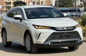Toyota Harrier 2.0 2020 White
