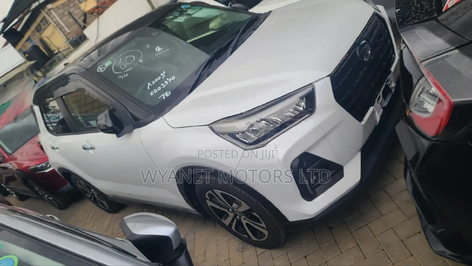 Daihatsu Rocky 2019 White