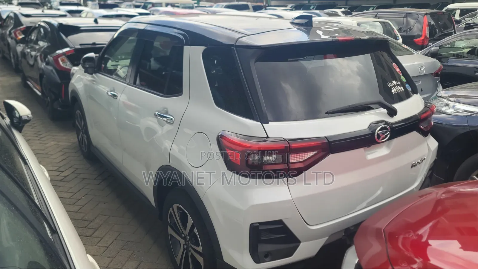 Daihatsu Rocky 2019 White