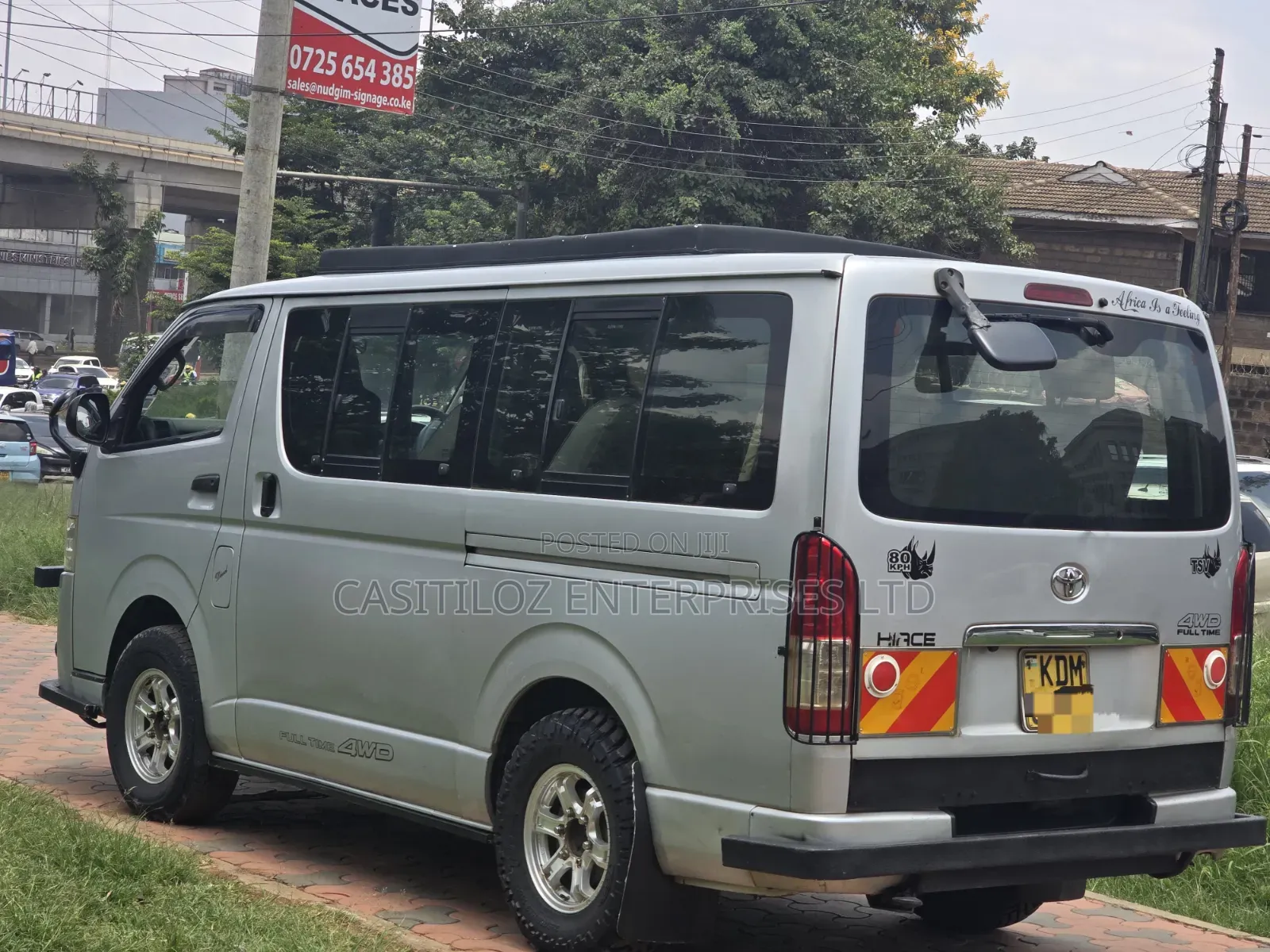 Toyota HiAce 2016 Silver