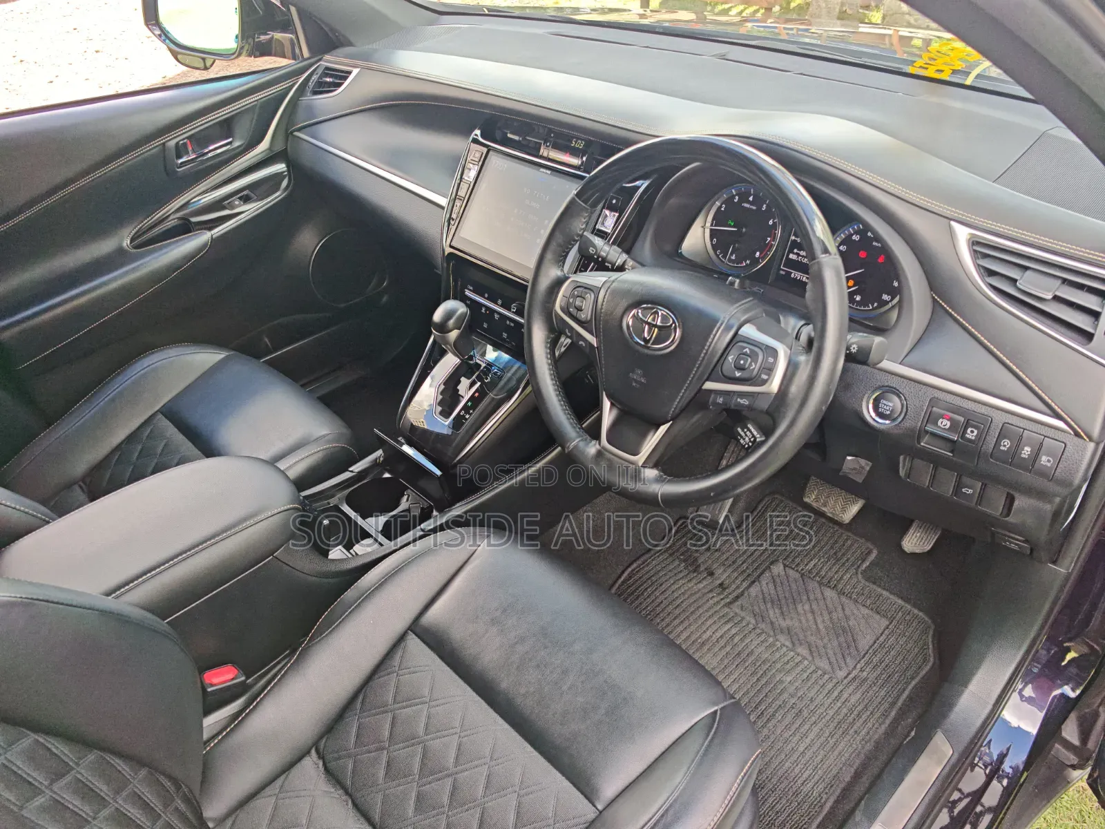 Toyota Harrier 2019 Purple