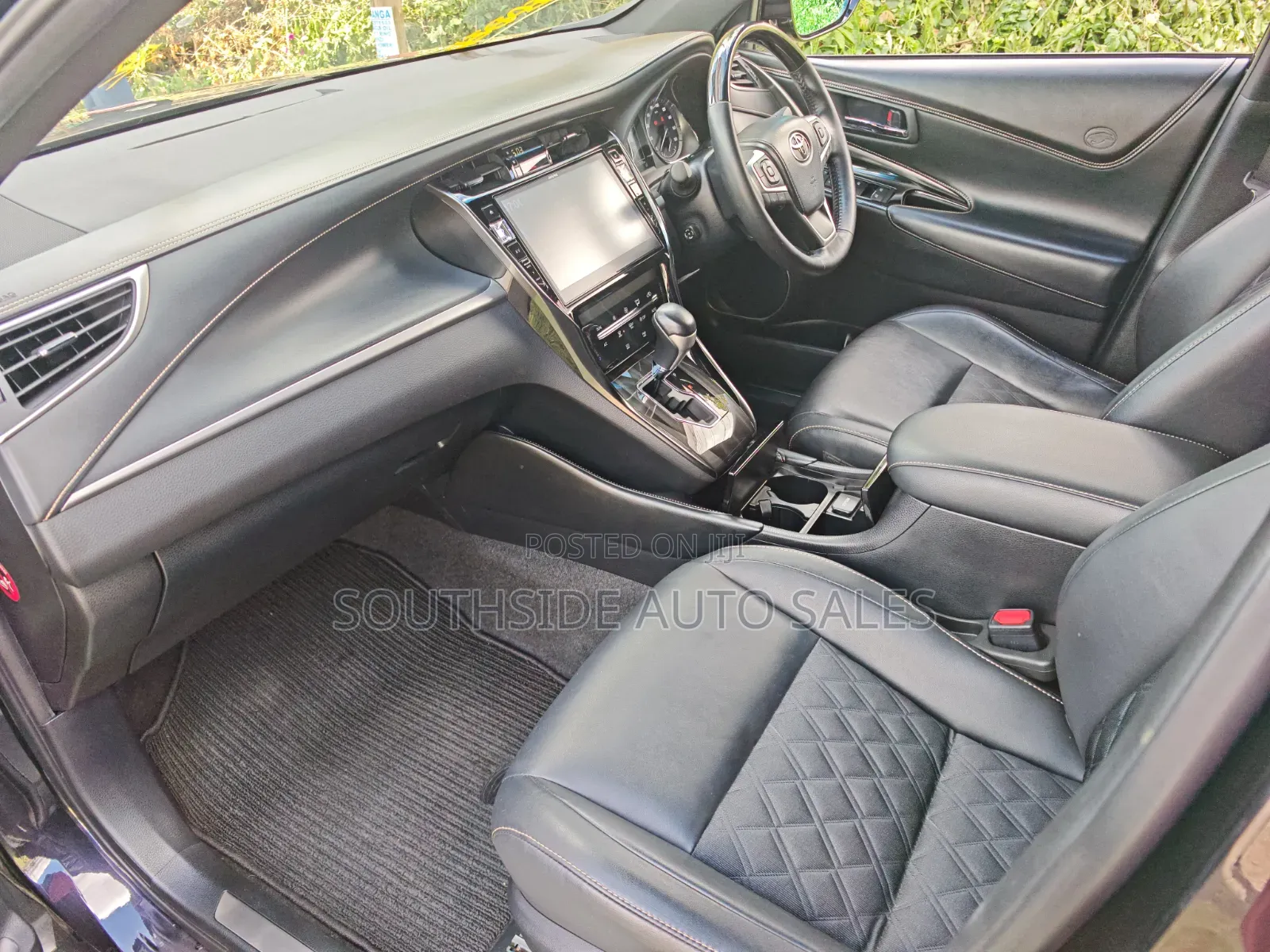 Toyota Harrier 2019 Purple