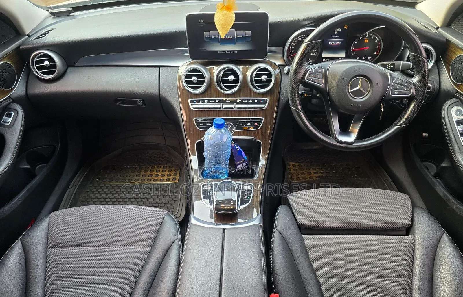 Mercedes-Benz C200 2015 White