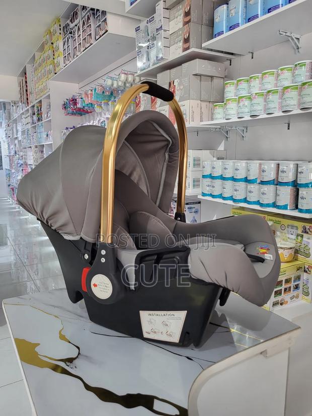 Baby Carry Cot - thumbnail 4