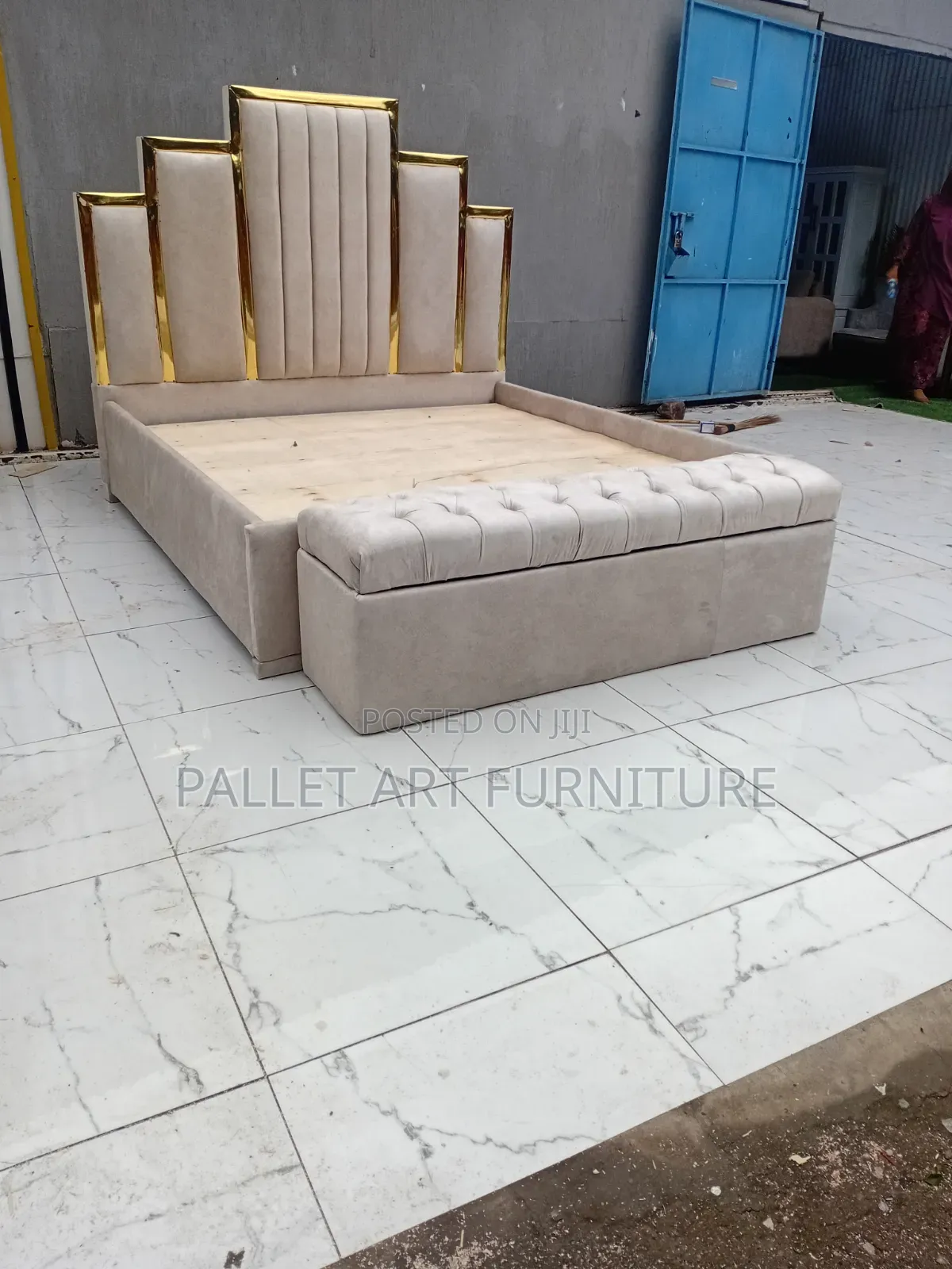 Pallet Box Bed