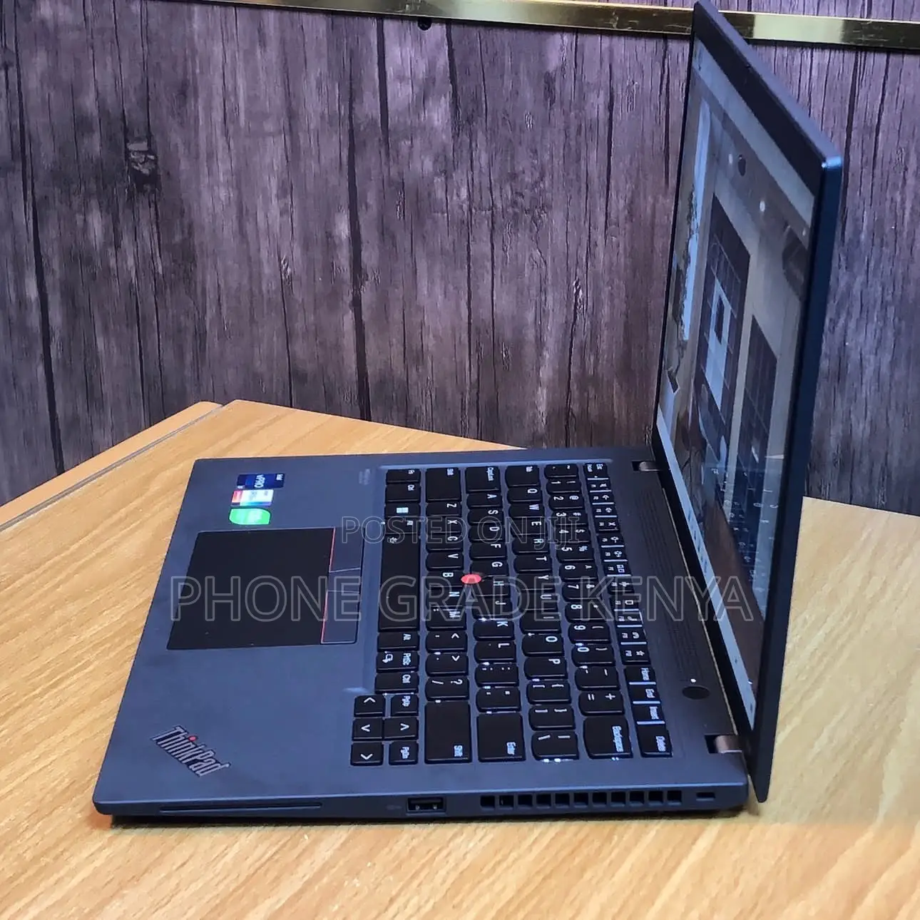 Laptop Lenovo ThinkPad T14s Gen 1 8GB Intel Core i5 SSD 256GB