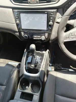 Nissan X-Trail 2.0 Hybrid AWD 2020 Orange